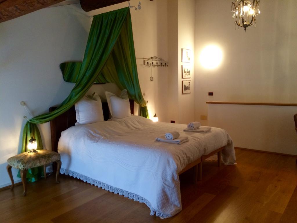 Bed And Breakfast Villa Franca Вилафранка ди Верона Екстериор снимка