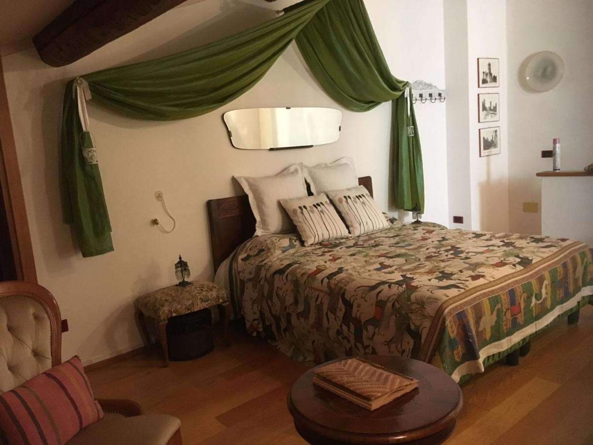 Bed And Breakfast Villa Franca Вилафранка ди Верона Екстериор снимка
