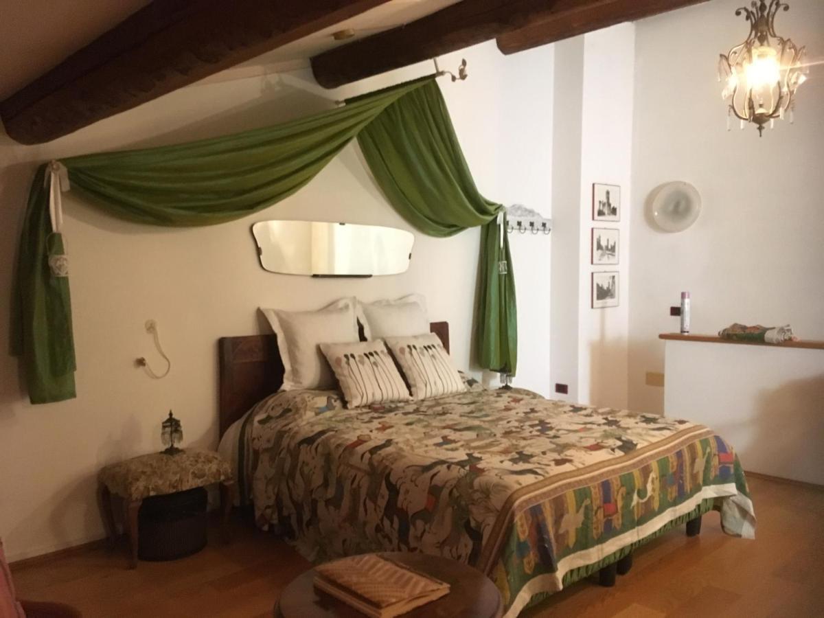 Bed And Breakfast Villa Franca Вилафранка ди Верона Екстериор снимка